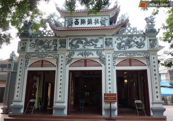 Phủ Tây Hồ nơi diễn ra lễ hội Phủ Tây Hồ nơi diễn ra lễ hội