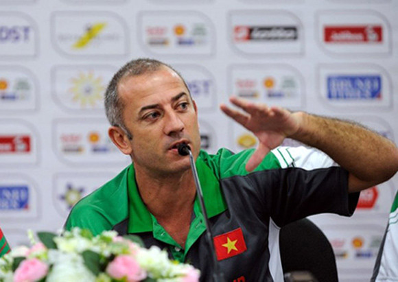 HLV Gerd Ziese (U19 Myanmar): U19 Việt Nam chơi tốt hơn hẳn ảnh 2