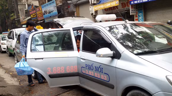 Tính mạng trẻ thơ bị người lớn đe dọa ảnh 1