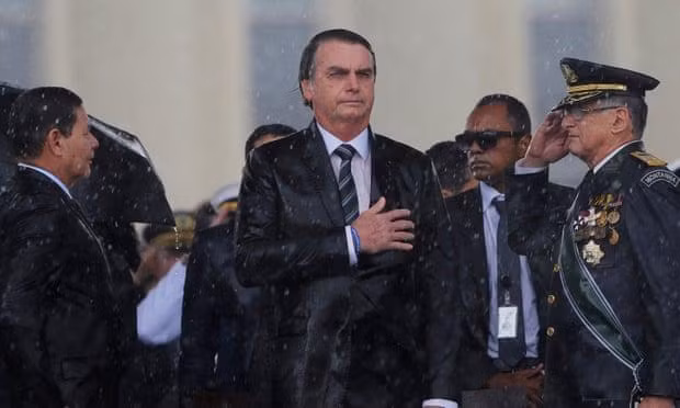 Quyết định thay thế hàng loạt quan chức của Tổng thống Brazil khiến dư luận bất ngờ