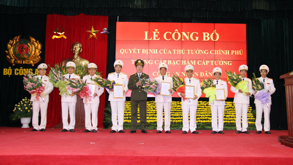 Trao Quyết định thăng cấp bậc hàm cấp Tướng CAND ảnh 1