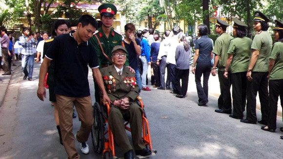 Niềm tự hào riêng giữa nỗi buồn chung ảnh 3