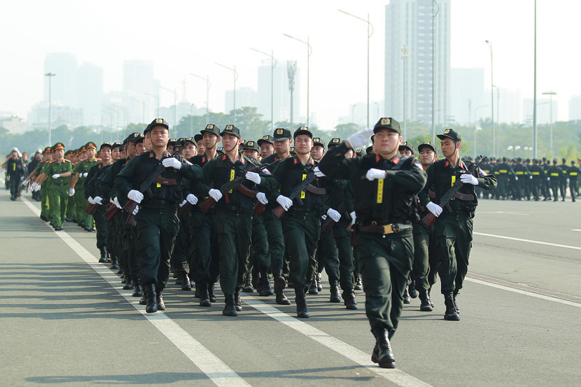 Ngoài việc thực hiện kỹ thuật điều lệnh đội ngũ, các chiến sĩ đều phải trình diễn thành thục những kỹ thuật, chiến thuật của võ thuật CAND