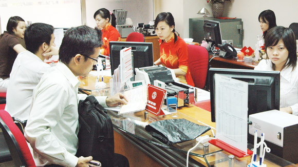 Lãi suất giảm vẫn ồ ạt gửi ngân hàng ảnh 1 Lãi suất giảm vẫn ồ ạt gửi ngân hàng ảnh 1