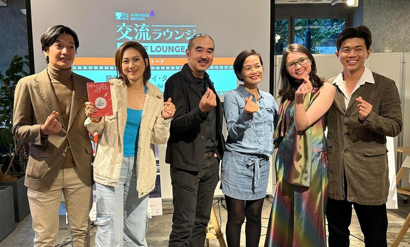 Đoàn phim Việt Nam “Tro tàn rực rỡ” giao lưu ở LHP Tokyo Đoàn phim Việt Nam “Tro tàn rực rỡ” giao lưu ở LHP Tokyo