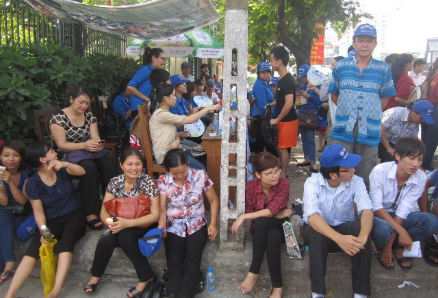 Gần 1 triệu thí sinh làm bài thi môn đầu tiên ảnh 2