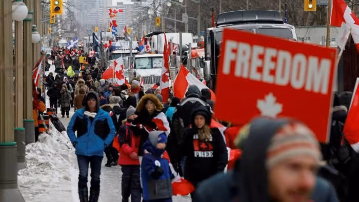 Người biểu tình chặn cầu biên giới Mỹ - Canada gây thiệt hại đáng kể cho nhiều doanh nghiệp Người biểu tình chặn cầu biên giới Mỹ - Canada gây thiệt hại đáng kể cho nhiều doanh nghiệp