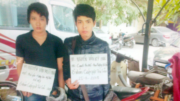 Sinh viên cướp giật bằng… “bom ớt” ảnh 1