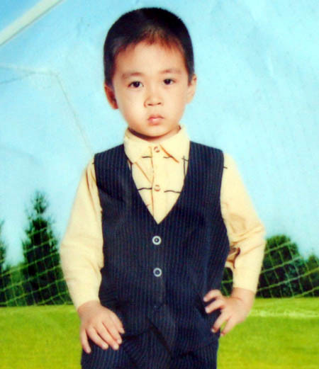 Cháu Trần Huy Hoàng Cháu Trần Huy Hoàng