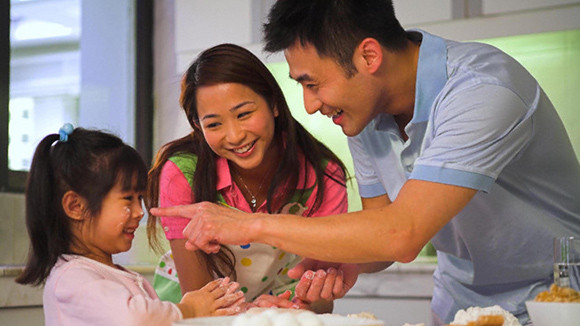 Yêu thương sai lầm ảnh 1