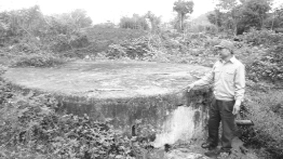 Kỳ bí giếng trời trên đỉnh Mó Tiên ảnh 1