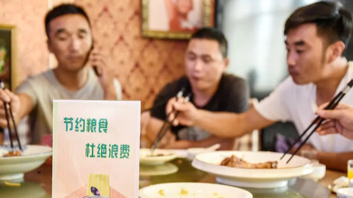 Trung Quốc phát động chương trình tiết kiệm, chống lãng phí thức ăn