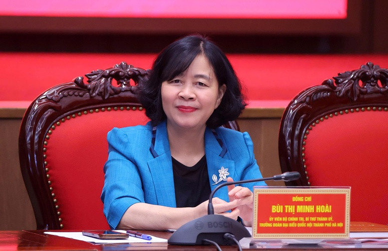 Đồng chí Bùi Thị Minh Hoài, Ủy viên Bộ Chính trị, Bí thư Thành ủy Hà Nội, Trưởng đoàn Đại biểu Quốc hội Hà Nội Đồng chí Bùi Thị Minh Hoài, Ủy viên Bộ Chính trị, Bí thư Thành ủy Hà Nội, Trưởng đoàn Đại biểu Quốc hội Hà Nội