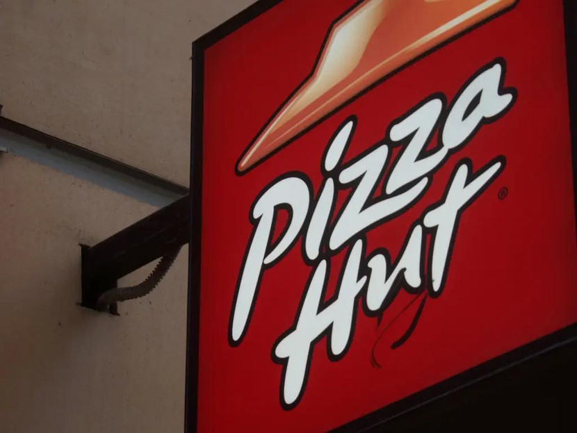 Pizza Hut đã đóng cửa 15 địa điểm ở Tây Bắc Indiana do tranh chấp với công ty nhượng quyền. Ảnh: SOPA/S Pizza Hut đã đóng cửa 15 địa điểm ở Tây Bắc Indiana do tranh chấp với công ty nhượng quyền. Ảnh: SOPA/S