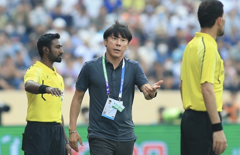 HLV Shin Tae-yong đổ lỗi trận thua của đội nhà là do trọng tài