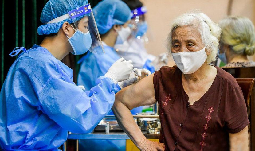 Chủ động và kiên trì triển khai chiến lược “ngoại giao vaccine” đã đem lại nhiều kết quả tích cực, giúp Việt Nam có thêm hàng chục triệu liều vaccine phòng Covid-19 từ nay đến cuối năm 2021 để tiêm cho người dân Chủ động và kiên trì triển khai chiến lược “ngoại giao vaccine” đã đem lại nhiều kết quả tích cực, giúp Việt Nam có thêm hàng chục triệu liều vaccine phòng Covid-19 từ nay đến cuối năm 2021 để tiêm cho người dân
