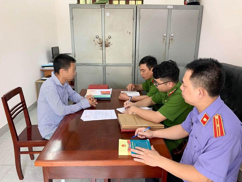 Triệu tập người chấp hành án đến trụ sở để cam kết chấp hành án theo Luật Thi hành án hình sự