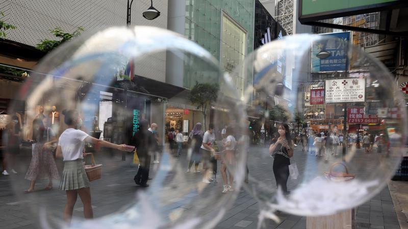 Mô hình “bong bóng du lịch” nhằm tạo hành lang đi lại an toàn không cần cách ly giữa các quốc gia tiềm ẩn nhiều thách thức cho đến khi có vaccine Covid-19 cho tất cả mọi người