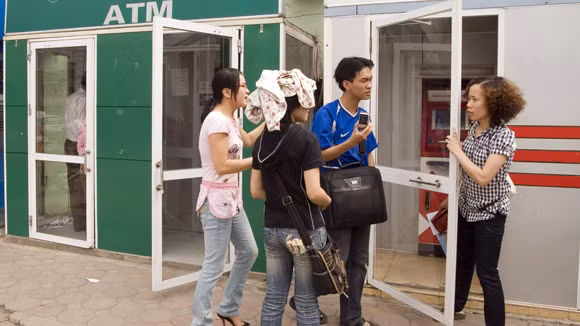 Giảm thiểu trục trặc rút tiền tại ATM ảnh 1