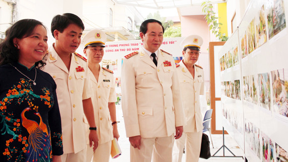 Công an Thủ đô vinh danh “người tốt, việc tốt” ảnh 1 Công an Thủ đô vinh danh “người tốt, việc tốt” ảnh 1