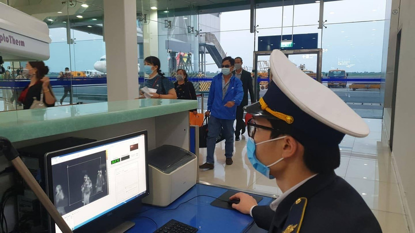 Các chuyến bay đưa người nhập cảnh vào Việt Nam từ nay đến Tết Nguyên đán sẽ bị hạn chế Các chuyến bay đưa người nhập cảnh vào Việt Nam từ nay đến Tết Nguyên đán sẽ bị hạn chế