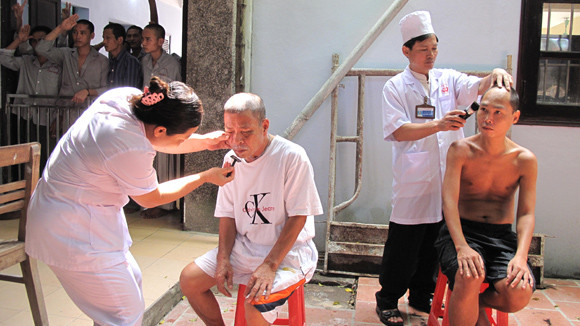 Nguy cơ khó lường từ người tâm thần ảnh 1