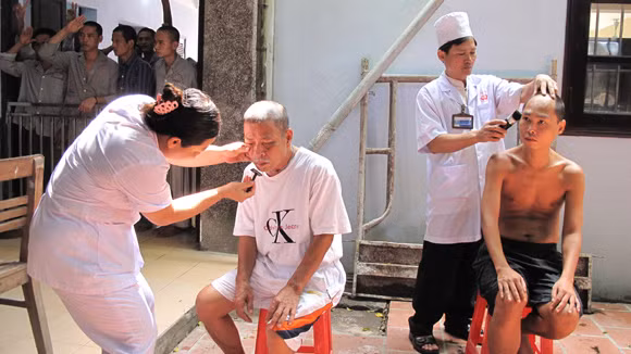 Nguy cơ khó lường từ người tâm thần ảnh 1