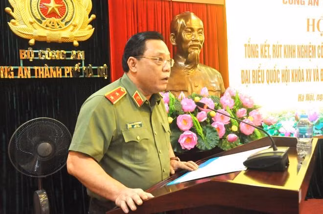 Trung tướng Nguyễn Hải Trung, Ủy viên Ban Thường vụ Thành ủy, Giám đốc CATP Hà Nội trân trọng cảm ơn sự quan tâm, chỉ đạo của Lãnh đạo Bộ Công an, Thành ủy, UBND, HĐND đối với CATP