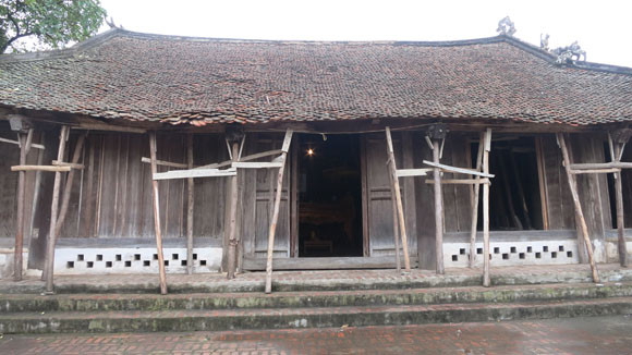 Xót xa nhìn đình cổ chờ sập ảnh 1