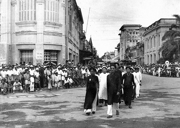 Người hiến tặng 200 cây vàng cho Cách mạng ảnh 2