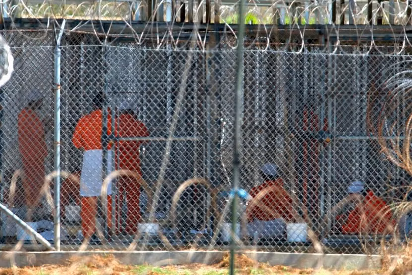 Chính quyền của Tổng thống Joe Biden vẫn thận trọng thu hẹp quy mô nhà tù Guantanamo Chính quyền của Tổng thống Joe Biden vẫn thận trọng thu hẹp quy mô nhà tù Guantanamo