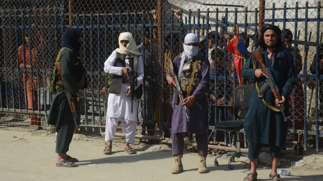 Trước năm 2001, Taliban chứa chấp các nhóm khủng bố như al-Qaeda Trước năm 2001, Taliban chứa chấp các nhóm khủng bố như al-Qaeda