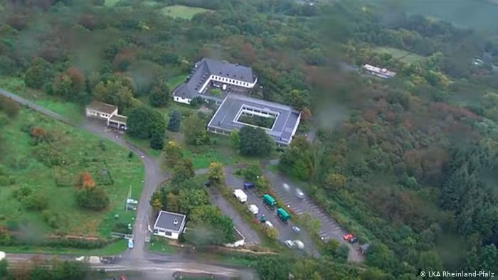 Thị trấn xinh đẹp Traben-Trarbach nổi tiếng với những hầm rượu được nhiều du khách ghé thăm Thị trấn xinh đẹp Traben-Trarbach nổi tiếng với những hầm rượu được nhiều du khách ghé thăm