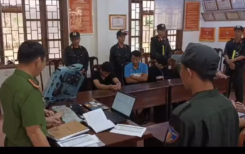 Lực lượng công an triệt phá nhiều đường dây cá độ bóng đá trong thời gian gần đây