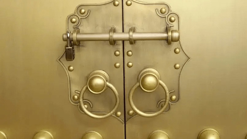 Đến nay, câu hỏi làm thế nào để xây được ngôi đền tọa lạc ở nơi hiểm trở vẫn còn bỏ ngỏ