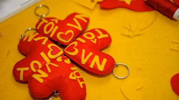 Tự tay làm quà tặng Trường Sa ảnh 8