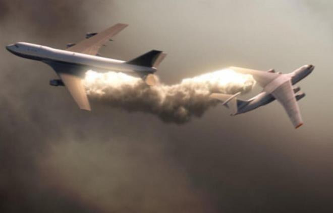 Chiếc máy bay chở khách An-24 va chạm với máy bay ném bom Tu-16 của Không quân Liên Xô năm 1981