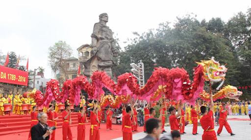 Văn hóa truyền thống tạo nên sức mạnh Việt Nam, giúp chiến thắng kẻ thù và vượt qua mọi khó khăn Văn hóa truyền thống tạo nên sức mạnh Việt Nam, giúp chiến thắng kẻ thù và vượt qua mọi khó khăn