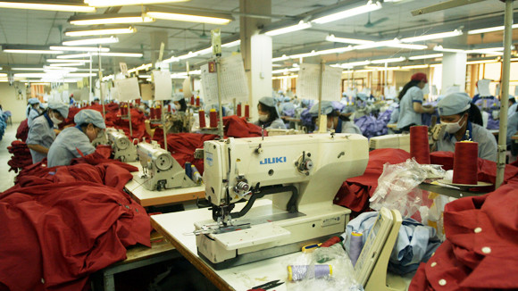 Doanh nghiệp đau đầu vì tăng lương tối thiểu ảnh 1 Doanh nghiệp đau đầu vì tăng lương tối thiểu ảnh 1