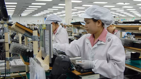 Lao động nữ được nghỉ thai sản 6 tháng ảnh 1