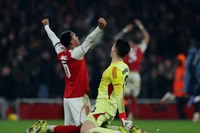 Kai Havertz phá lưới Chelsea phút 90+7, Arsenal vào chung kết cúp Liên đoàn