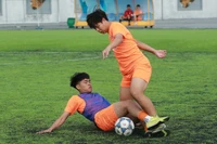 Vô hiệu hóa chân sút số 1 Tây Hồ, THPT Chúc Động vẫn dừng bước