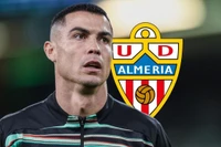 Ronaldo trở lại Tây Ban Nha để làm... ông chủ