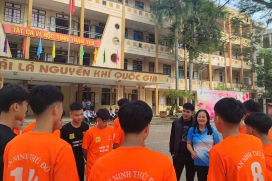 HLV đội THPT Xuân Mai: "Các cầu thủ của chúng tôi cố gắng không ngừng"