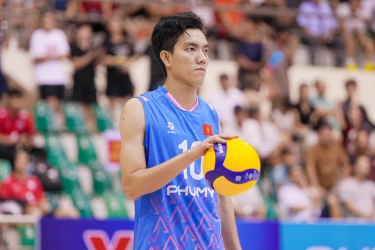 Bóng chuyền Việt Nam siết kiểm tra giới tính VĐV, Bích Tuyền không trở lại thi đấu