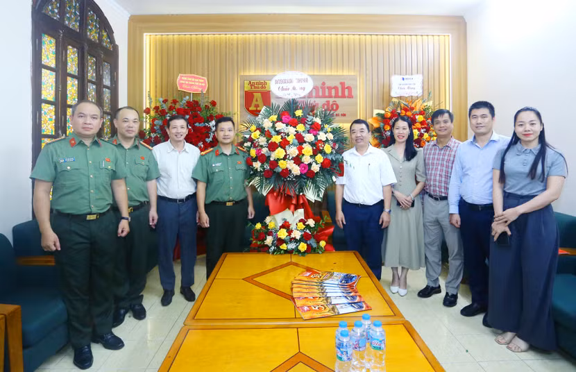 ban-tuyen-giao1.jpg
