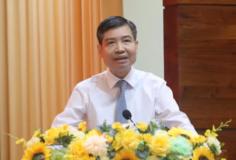 ta-anh-tuan2.png