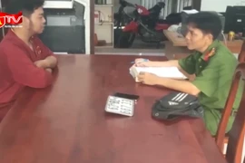 Bắt kẻ cướp giật điện thoại chỉ sau 1 giờ gây án 