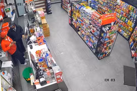 Tin Podcast ngày 6-4-2026: Bắt kẻ dùng súng cướp cửa hàng tiện lợi 