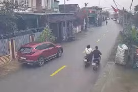 Tin Podcast ngày 18/3/2026: Từ hình ảnh camera, công an truy ra kẻ cướp giật túi xách của cô gái